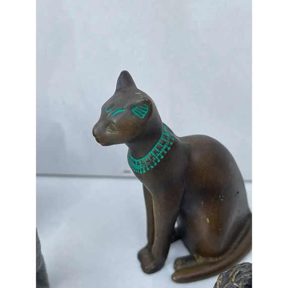 Lot of 7 Collection of Cat Figurines Statue Animals Hand Carved Decor - Picture 3 of 16